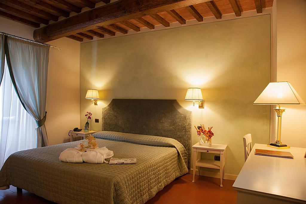 Borgo Sant'Ippolito Country Hotel Ginestra Fiorentina Quarto foto