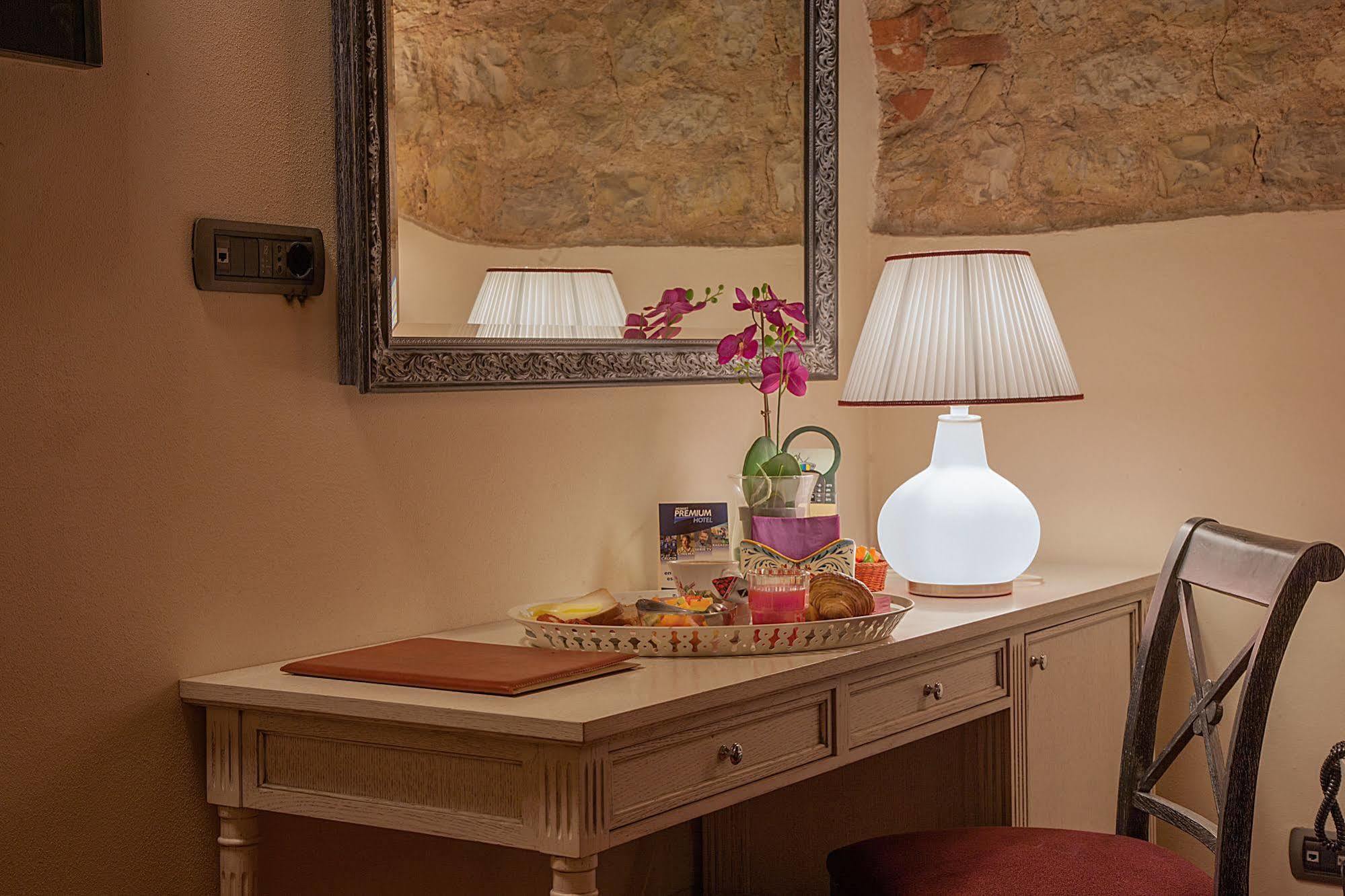 Borgo Sant'Ippolito Country Hotel Ginestra Fiorentina Exterior foto
